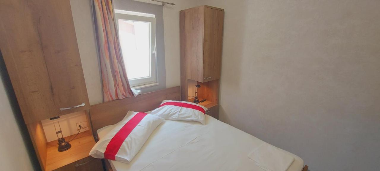 Apartmani Andrija Živogošće Екстериор снимка