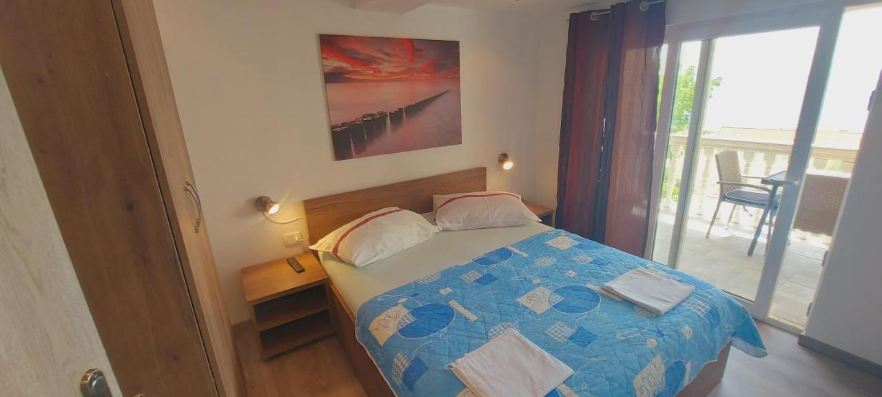 Apartmani Andrija Živogošće Екстериор снимка